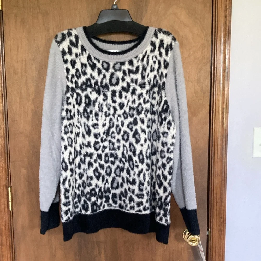Skye’s the Limit sweater abstract animal print comfy soft neutral casual 2X - Picture 5 of 17